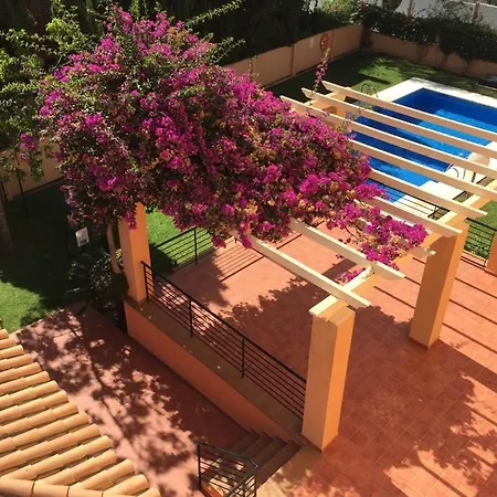 Apartamento Con Piscina En Apartment