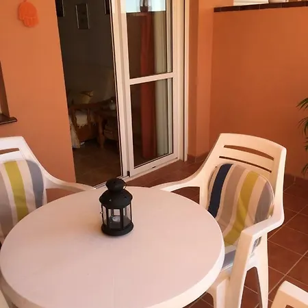 Apartamento Con Piscina En Appartement